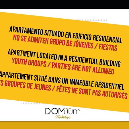 Domuum Holidays - Festival Village Salou Dış mekan fotoğraf