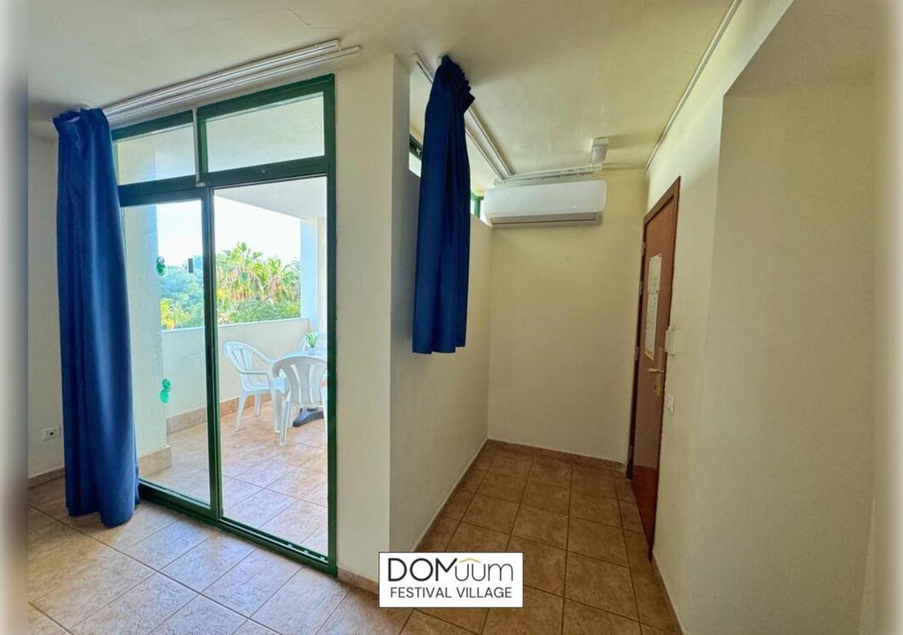 Domuum Holidays - Festival Village Salou Dış mekan fotoğraf