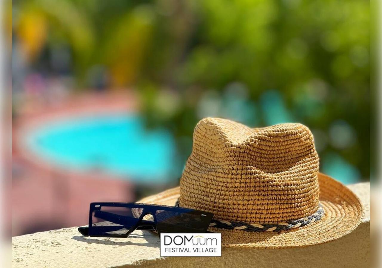 Domuum Holidays - Festival Village Salou Dış mekan fotoğraf