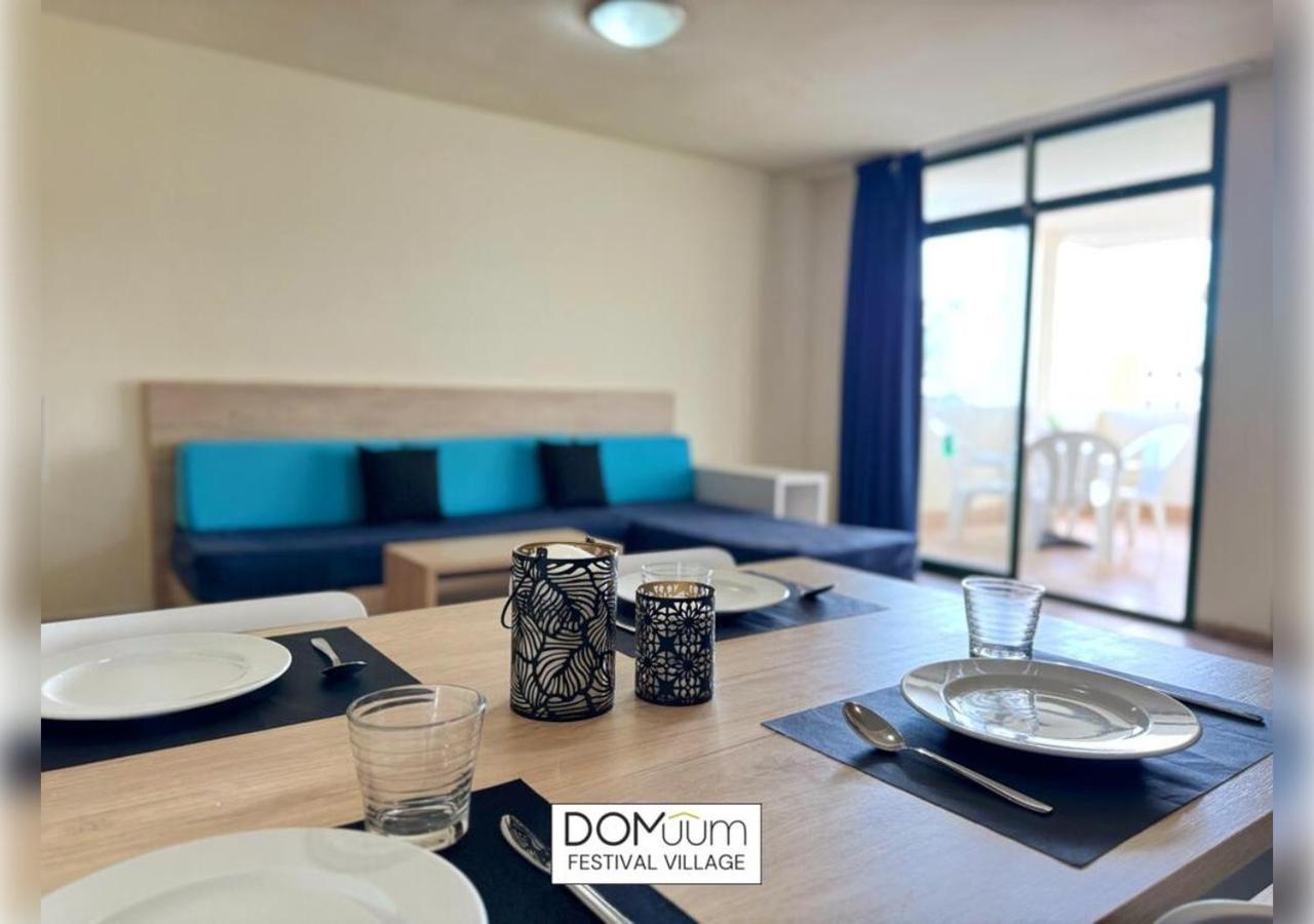Domuum Holidays - Festival Village Salou Dış mekan fotoğraf